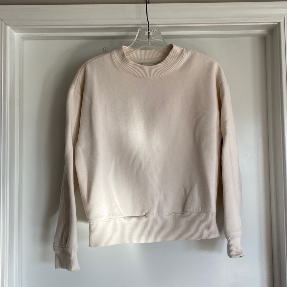 a new day crop sweatshirt size S